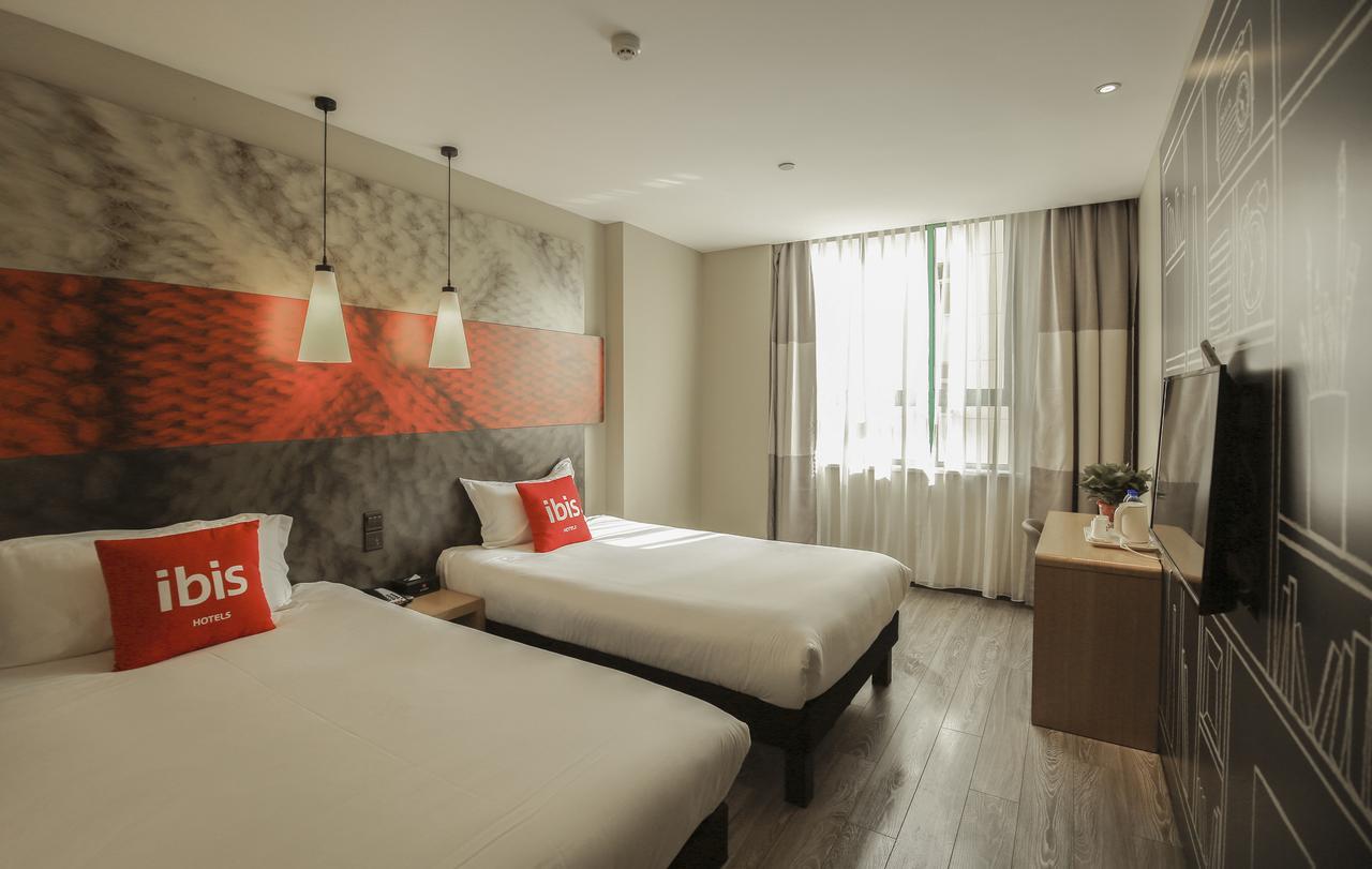 Готель Ibis Lanzhou Wuquan Square Екстер'єр фото